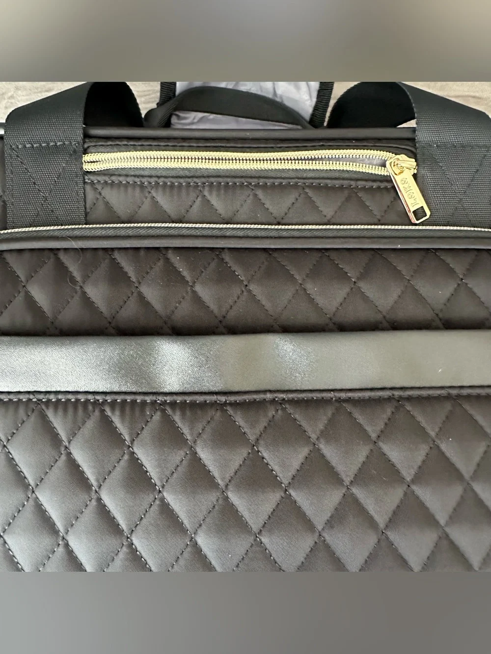 Quilted Black Laptop Travel Bag Gold Zippers Expandable Handle w/ Wheels Leke